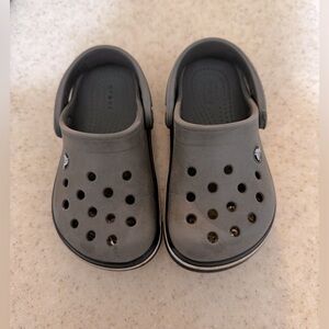 Crocs toddler size 7